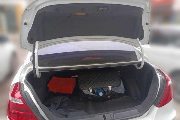 Used Geely Auto Emgrand New Energy 2017 EV300 Prestige Model Trunk