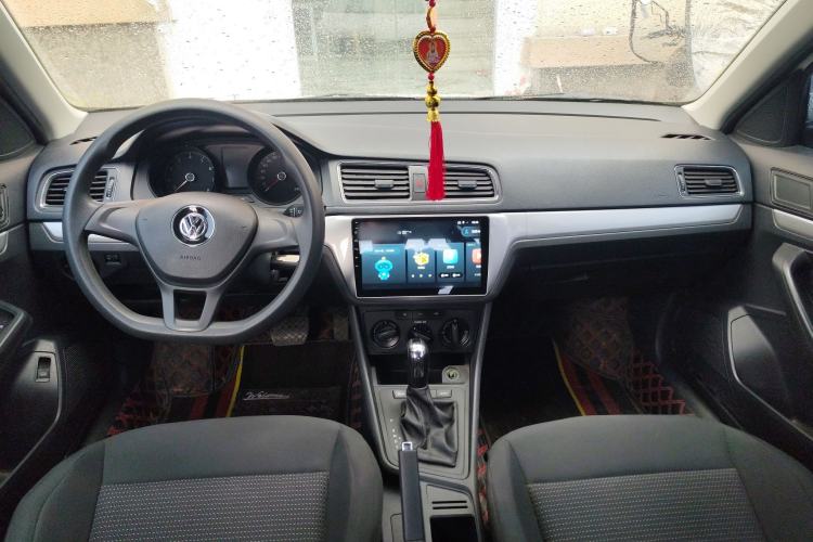 Used Volkswagen Lavida 2018 Classic 1.5L Automatic Fashion Edition China VI Standard
