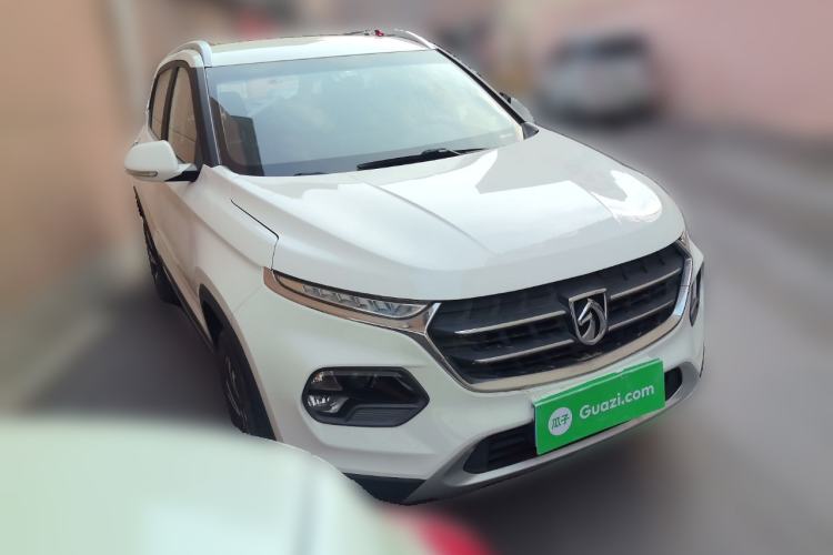 Used Baojun 510 2017 1.5L Manual Fashion Model