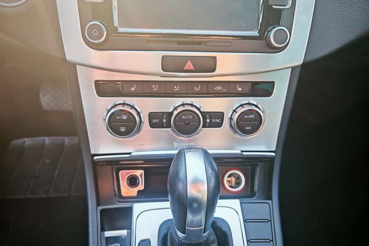 Used Volkswagen FAW-Volkswagen CC 2016 2.0 TSI Luxury Model
