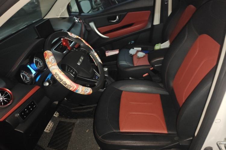 Used Haval H1 2016 Revised Version Blue Badge 1.5L AMT Luxury Edition
