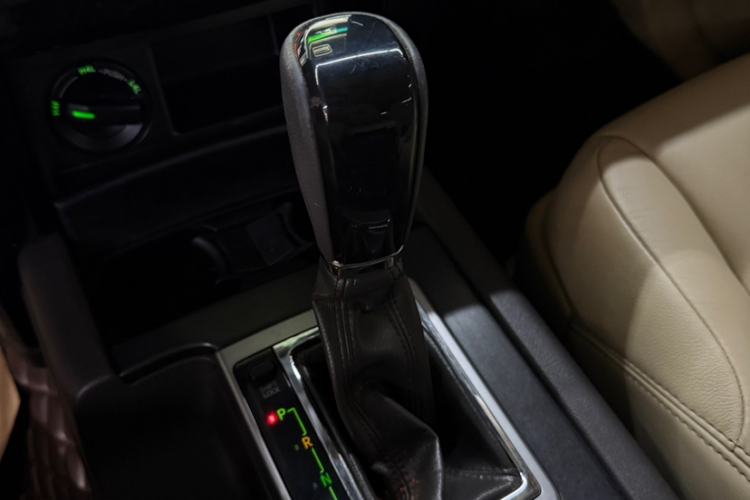 Used Toyota Prado 2016 2.7L Automatic Standard Edition Interior 4