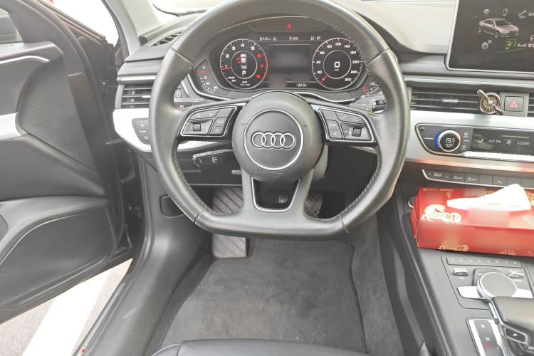 Used Audi A4L 2017 Plus 40 TFSI Sport Model