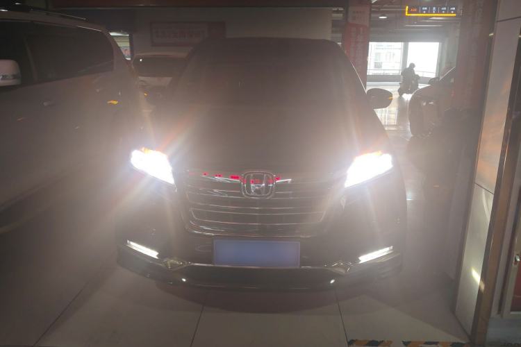 Used Honda Elysion 2019 2.0L Hybrid Luxury Edition