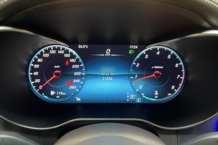 Used Mercedes-Benz GLC 2021 GLC 260 L 4MATIC Luxury Model Instrument Cluster