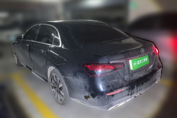 Used Mercedes-Benz E-Class New Energy 2022 E 350 e L Plug-in Hybrid Sports Sedan
