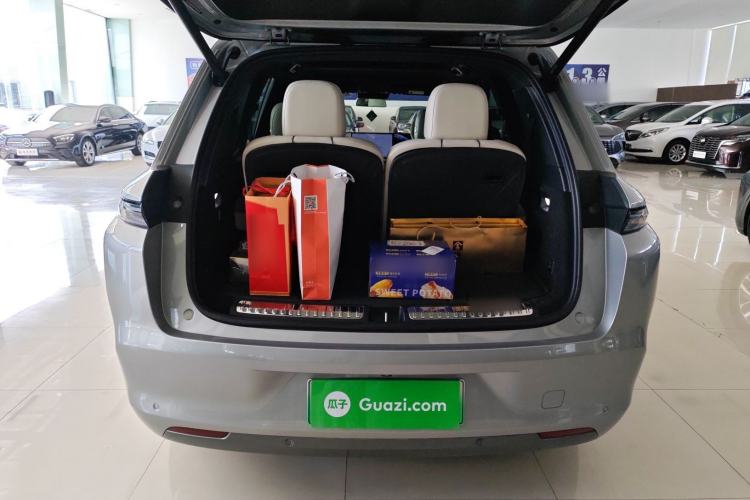 Used Li Auto L8 2023 Pro Model