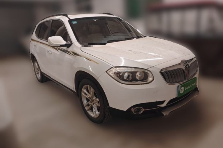 Used Brilliance V5 2012 1.6L Manual Luxury Model

