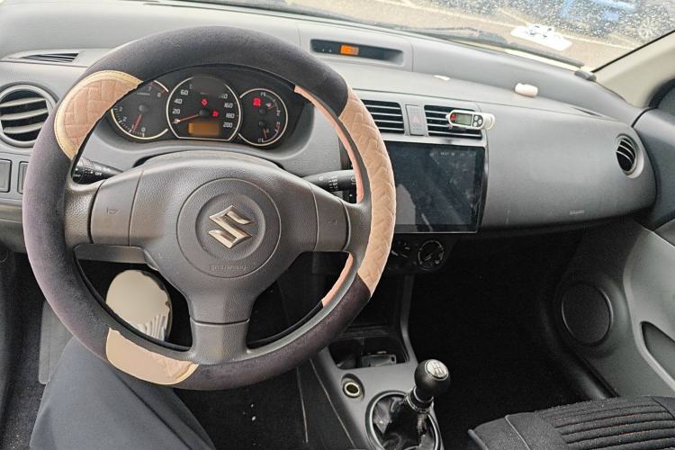 Used Suzuki Swift 2014 1.3L Manual Standard Edition
