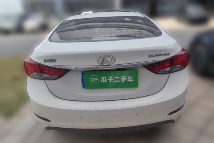 Used Hyundai Elantra (5th Generation / Langdong) 2016 1.6L Automatic Smart Version
