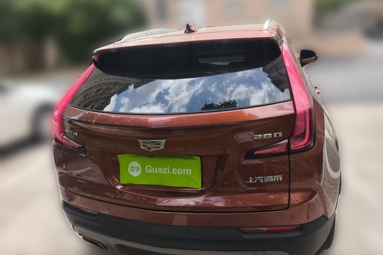 Used Cadillac XT4 2018 28T Two-Wheel-Drive Luxury Model