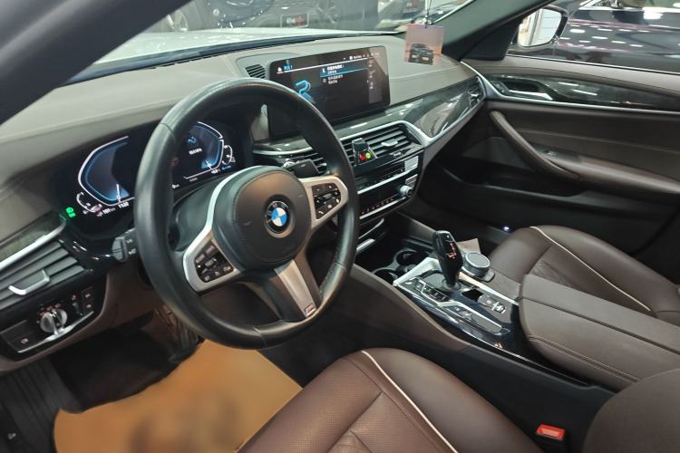Used BMW 5 Series New Energy 2021 Restyled 535Le M Sport Package Interior 2