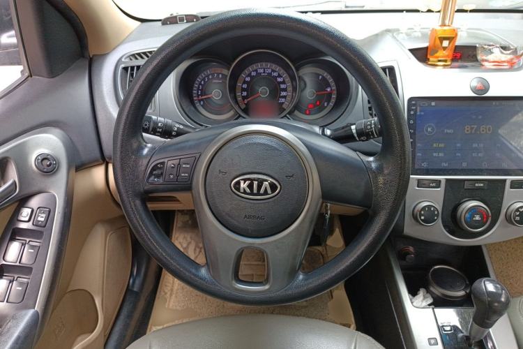 Used Kia Forte 2011 1.6L AT GL
