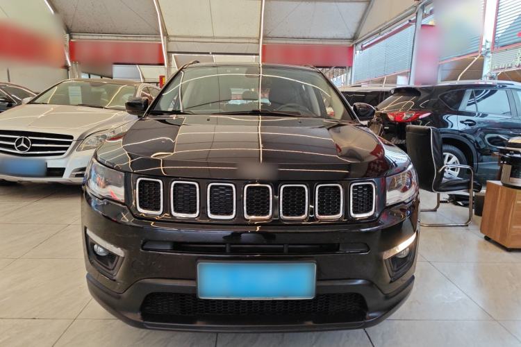 Used Jeep Compass 2017 200T Automatic Family Edition
