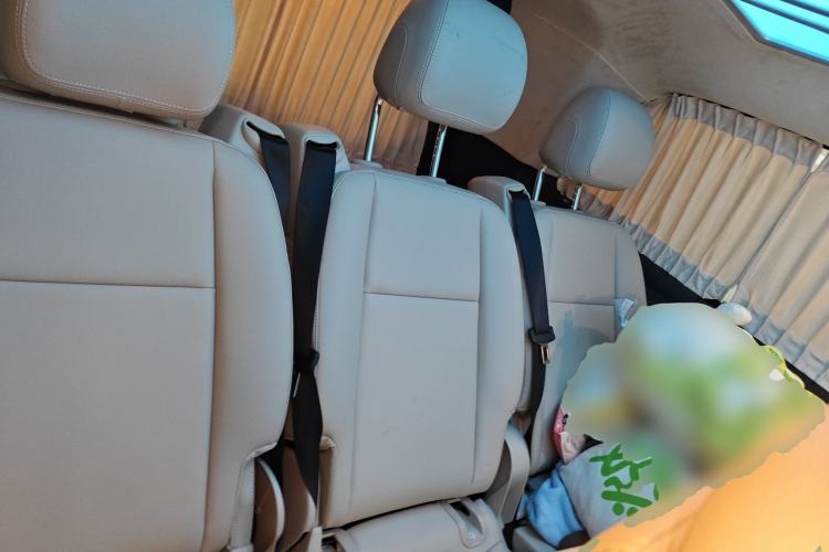 Used Mercedes-Benz Vito 2021 2.0T Elite Version 7 Seats
