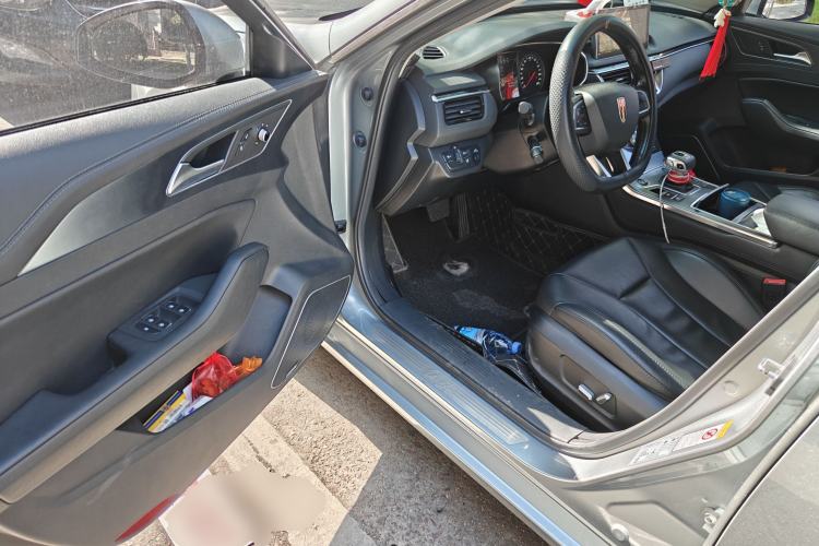 Used Hongqi H5 2020 1.8T Automatic Smart Connect Flagship Edition Driver Seat