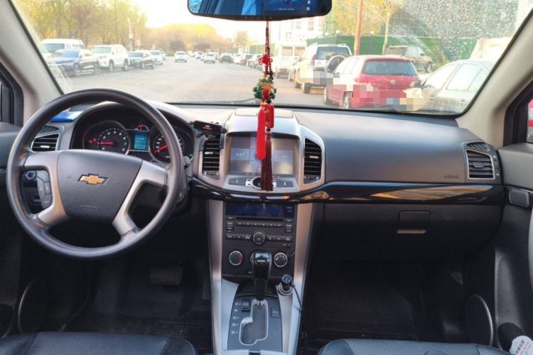 Used Chevrolet Captiva 2015 2.4L Two-Wheel Drive Urban Version 7 Seats Center Console