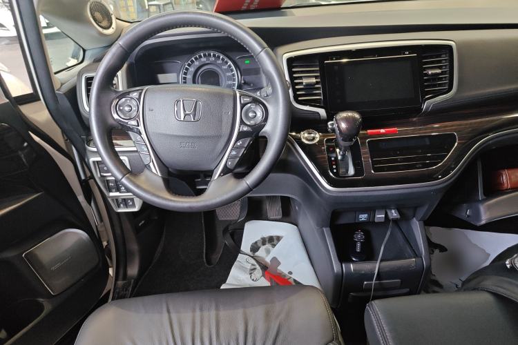 Used Honda Odyssey 2018 2.4L Supreme Edition