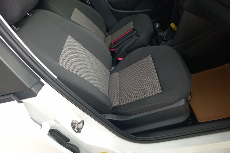 Used Volkswagen Polo 2016 1.4L Manual Fashion Model