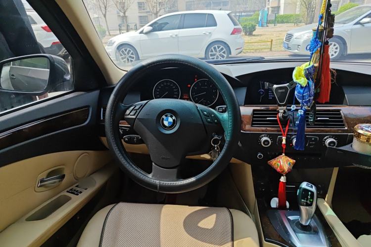 Used BMW 5 Series 2009 530Li Leading Model