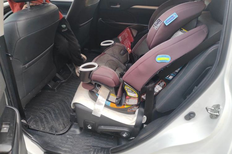 Used Toyota Highlander 2018 2.0T Four-Wheel Drive Luxury Version 7 Seats China VI Standard
