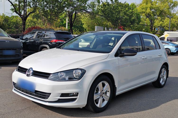 Used Volkswagen Golf 2017 1.6L Automatic Comfort Million-Vehicle Anniversary Edition Guazi used car, China used car export, Used car for sale, Used cars, Cheapest cars for sale