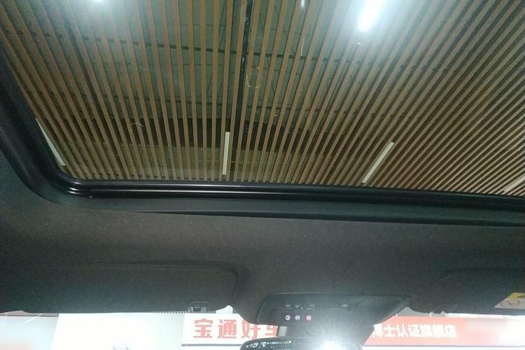 Used Buick LaCrosse 2016 28T Luxury Version Headliner