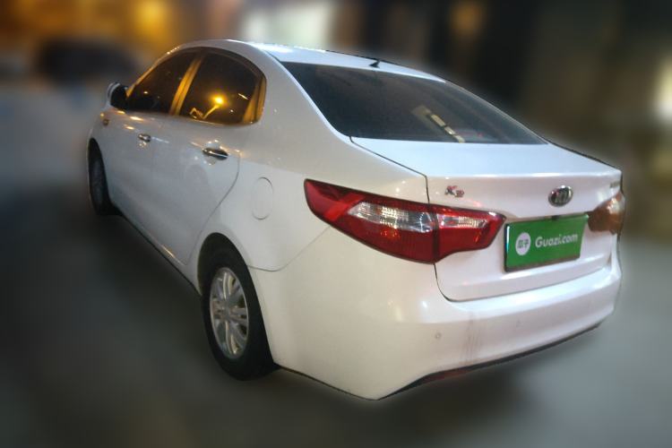 Used Kia K2 2012 Sedan 1.4L MT TOP Commemorative Edition