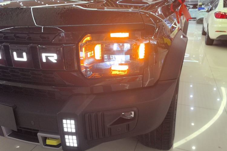 Used JETOUR Shanhai Traveler C-DM 2024 C-DM 208KM Mountain & Wilderness Edition