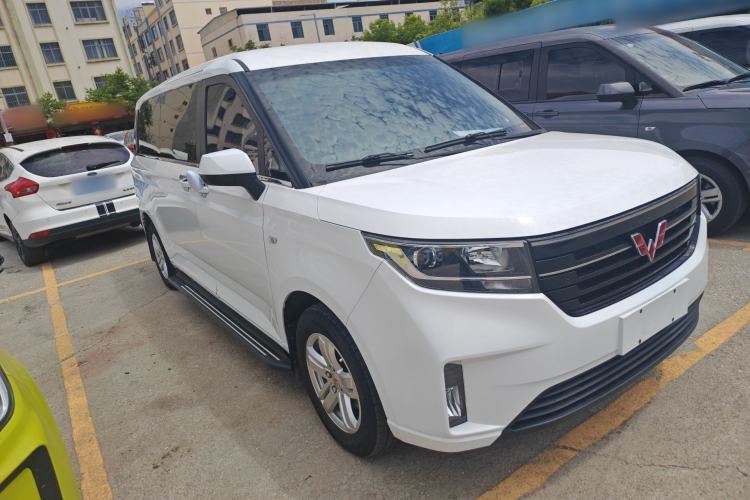 Used Wuling Zhengcheng 2021 1.5T Manual Luxury Version Exterior 1