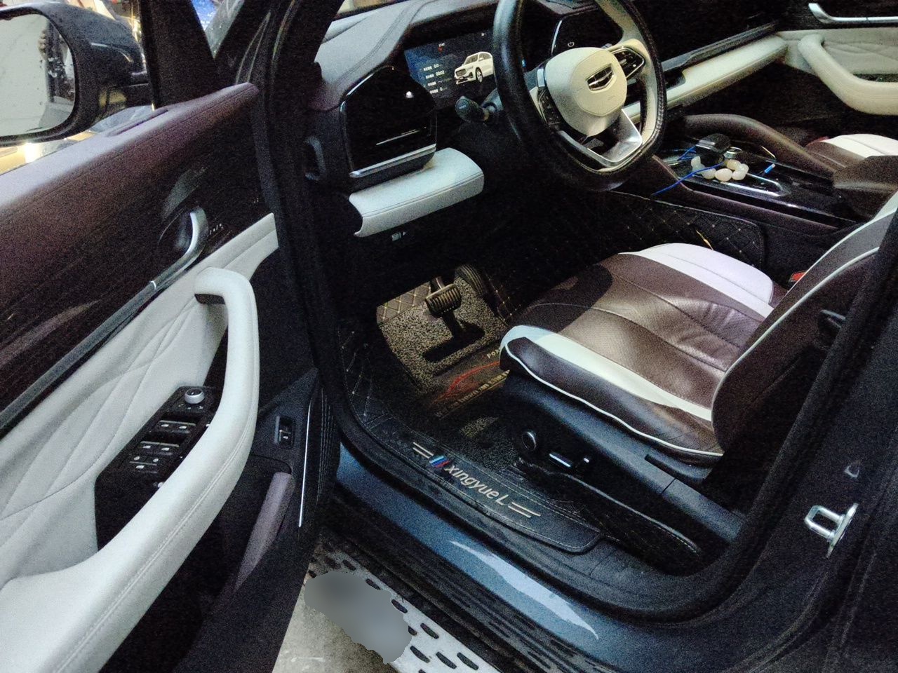 Geely Auto Monjaro L 2021 2.0TD DCT EVO Two-Wheel Drive Prestige Version — снимка 16
