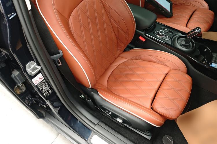 Used MINI Clubman 2022 1.5T COOPER Connoisseur Right Front Seat