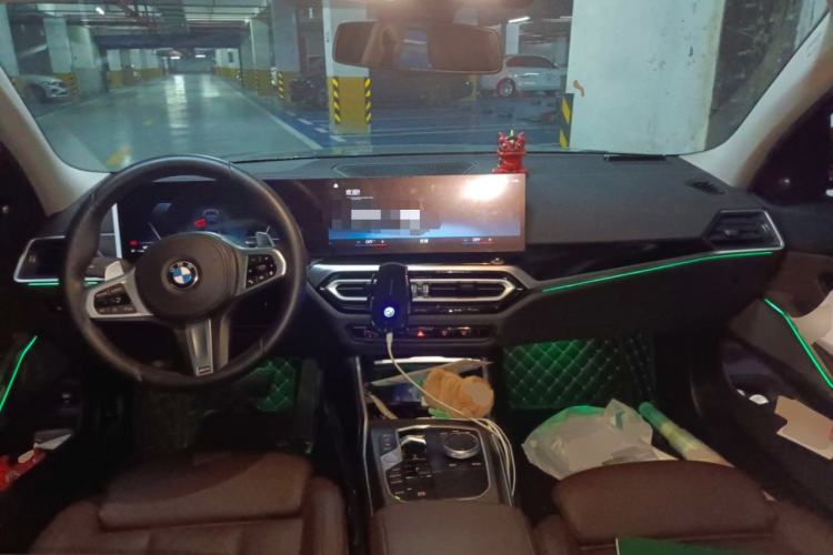 Used BMW 3 Series 2023 325Li M Sport Night Edition Package Center Console