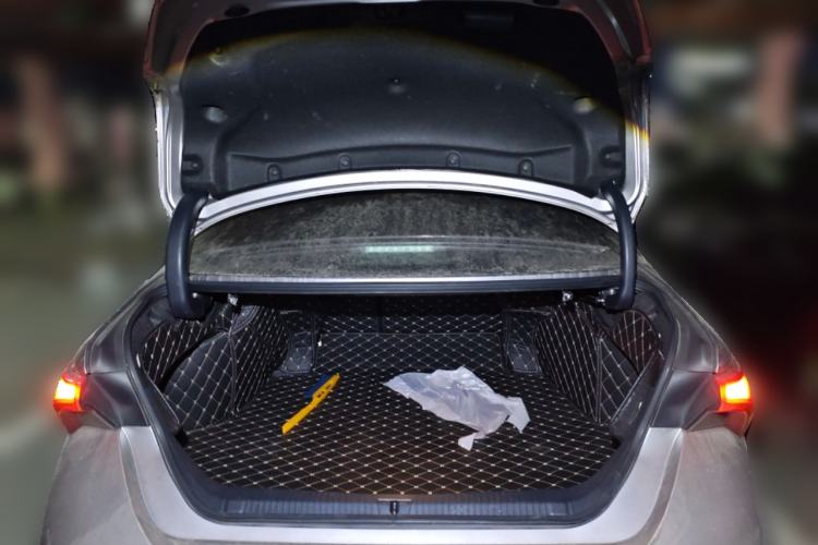 Used Toyota Avalon 2019 Dual-Engine 2.5L XLE Prestige Version China VI Standard