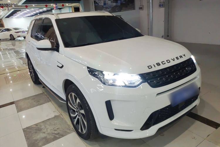 Used Land Rover Discovery Sport 2022 Revised Version 249 PS R-Dynamic S Performance Edition 5 Seats Front Right 45 Deg
