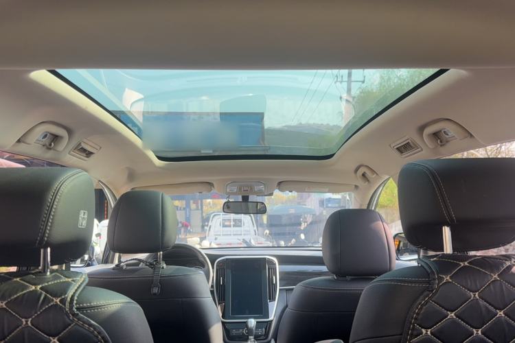 Used BYD Song MAX 2018 1.5T Automatic Smart Connect Elite Model with 6 Seats
