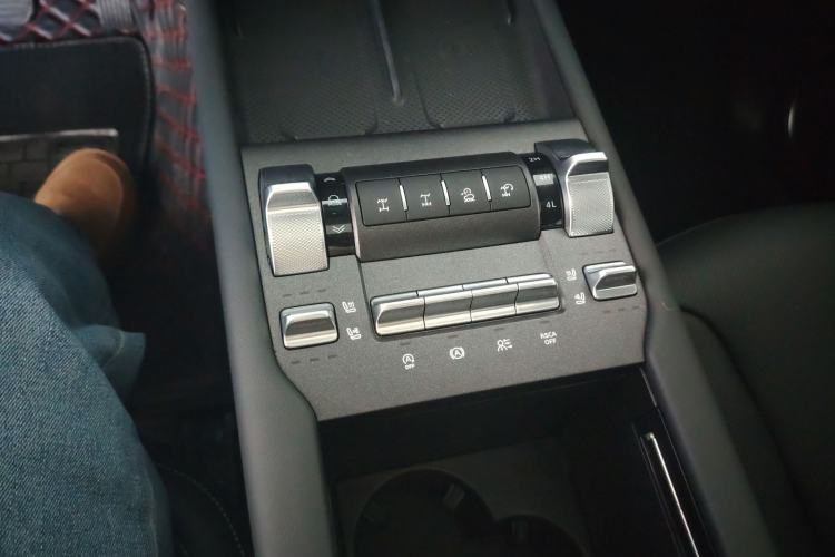 Used Tank 300 2025 2.0T Conqueror Gear Lever