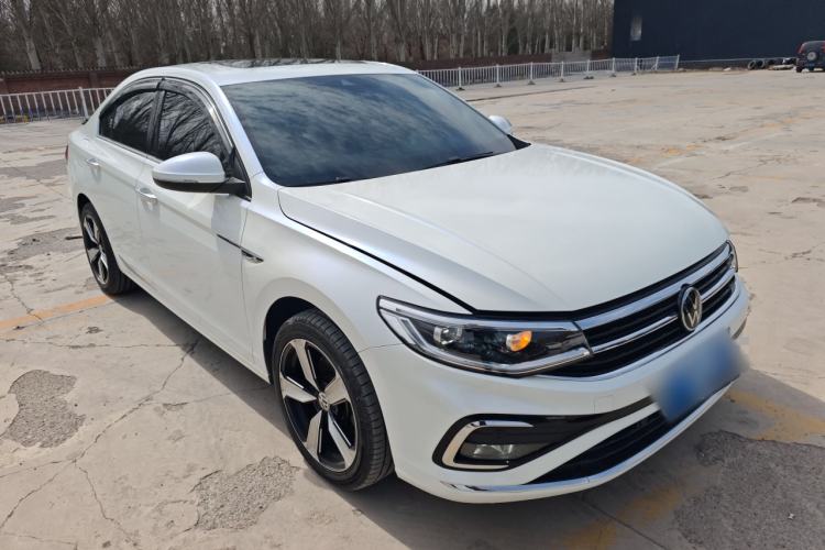 Used Volkswagen Bora 2023 300TSI DSG Prestige Edition Exterior 1