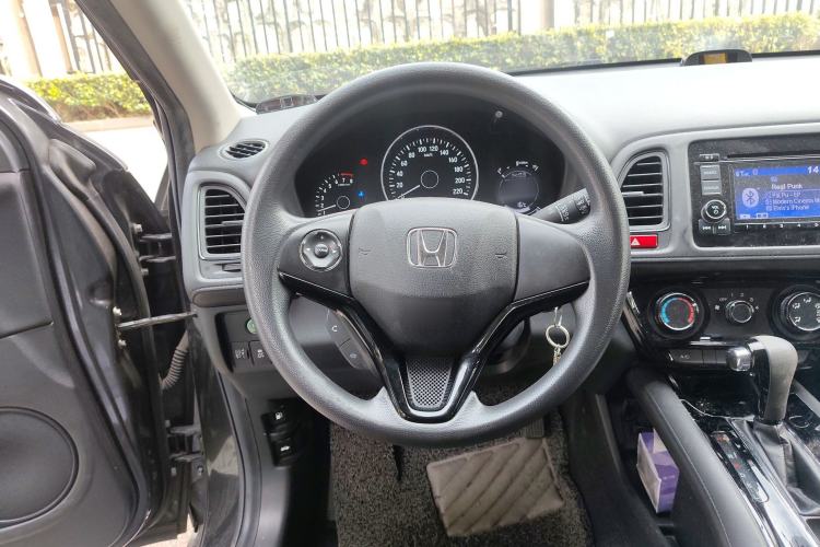 Used Honda Vezel 2015 1.5L CVT two-wheel drive Comfort trim