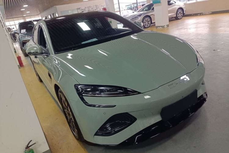 Used BYD Seal 2022 550 km Standard Range Rear-Wheel Drive Prestige Version
