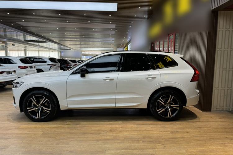 Used Volvo XC60 2021 T5 4x4 Smart & Advanced Sport Edition Exterior 5