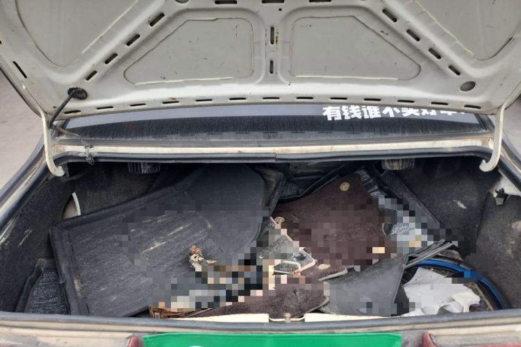 Used Volkswagen Santana Classic 2004 1.8L Standard Edition Trunk