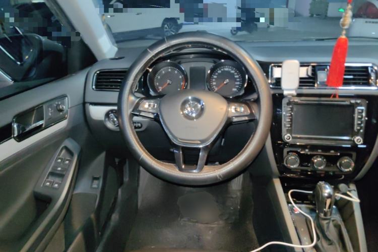 Used Volkswagen Sagitar 2017 1.6L Automatic Comfort Model Steering Wheel