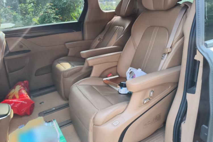 Used Buick GL8 2021 ES Landtrek 653T Smart Luxury Model Left Rear Seat