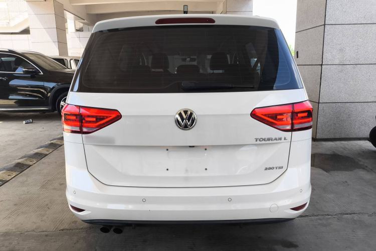 Used Volkswagen Touran 2018 Volkswagen Touran L 280TSI DSG Comfort Edition 7 Seats China VI Standard