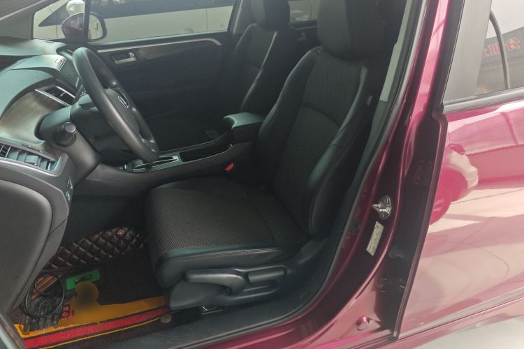 Used Honda Jade 2017 1.8L automatic Comfort version 5 seats