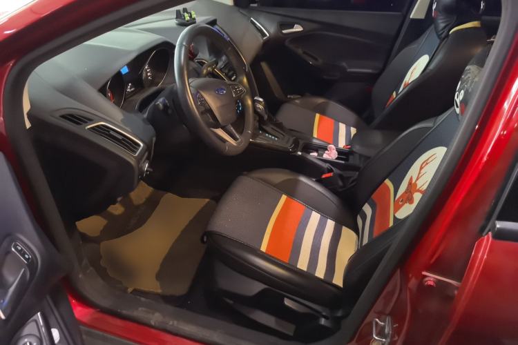 Used Ford Focus 2017 Sedan 1.6L Automatic Fashion Edition Smart Drive Version Left Front Seat