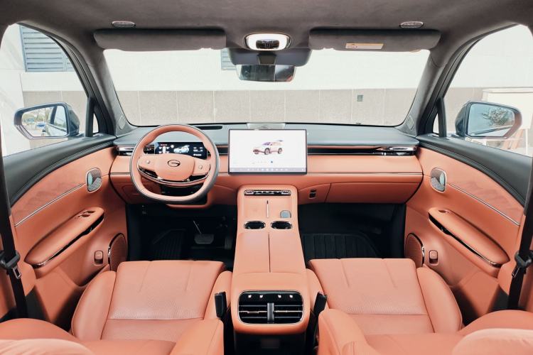 Used GAC Trumpchi Xiangwang S7 2025 180km Ultra All-Wheel Drive LiDAR Edition Interior 1