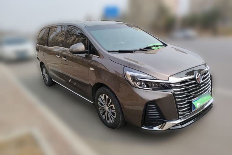 Used Buick GL8 2023 Facelifted Land Cruiser Executive Luxury Version