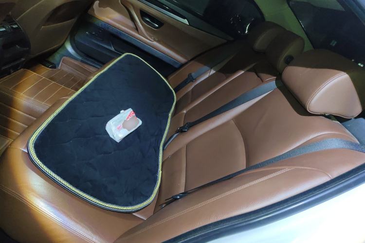 Used BMW 5 Series 2014 520Li Elegant Model
